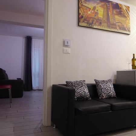 Mascarella House Bologna Apartment Bagian luar foto